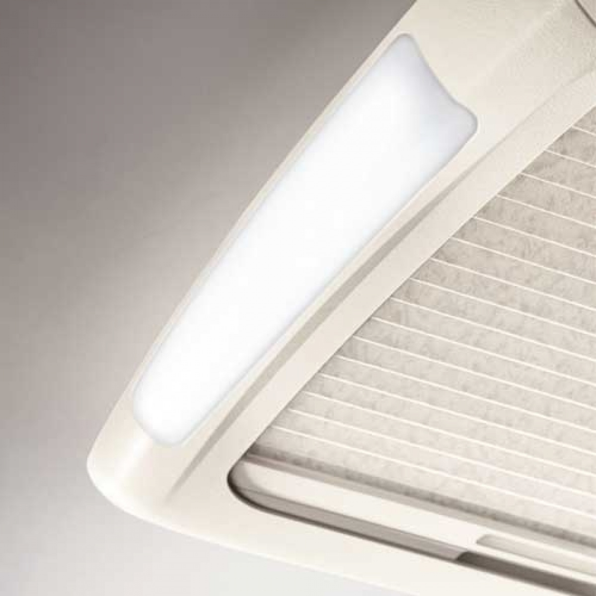 Aircondition FreshLight 2200. Varmepumpefunktion i gruppen Campingvogn og autocamper / Varme & Køling / AC / Tagmontered hos Campmarket (64435)