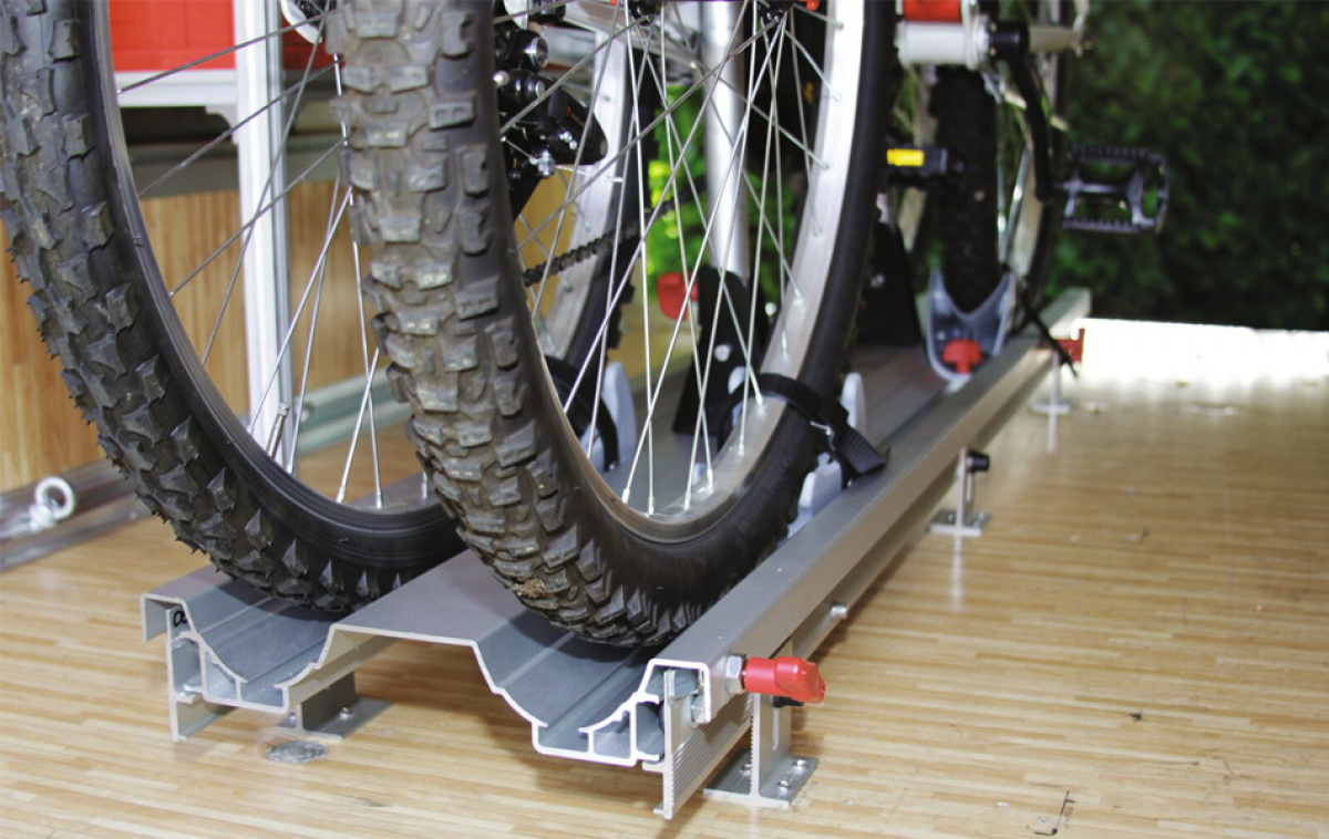 Fiamma Garage Slide Pro i gruppen Campingvogn og autocamper / Chassis / Cykelstativ / Garage hos Campmarket (66434)