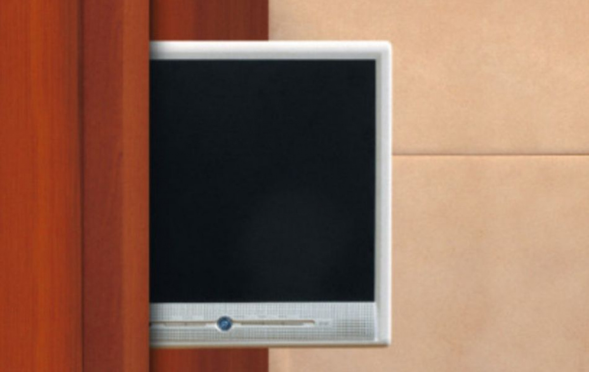 Tv-holder, trækkes ud til højre i gruppen Campingvogn og autocamper / El - Elektronik / TV, Billede & Lyd / TV / TV-Holdere hos Campmarket (66514)