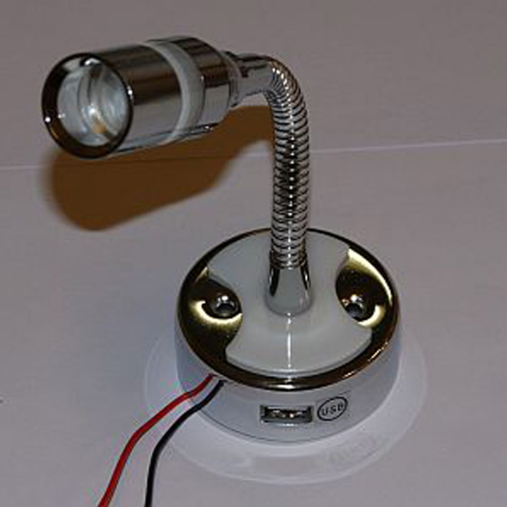 Læselampe Fleksibel sølvblank med USB 12V i gruppen Campingvogn og autocamper / El - Elektronik / Indvendig belysning / Spotlights hos Campmarket (67740)