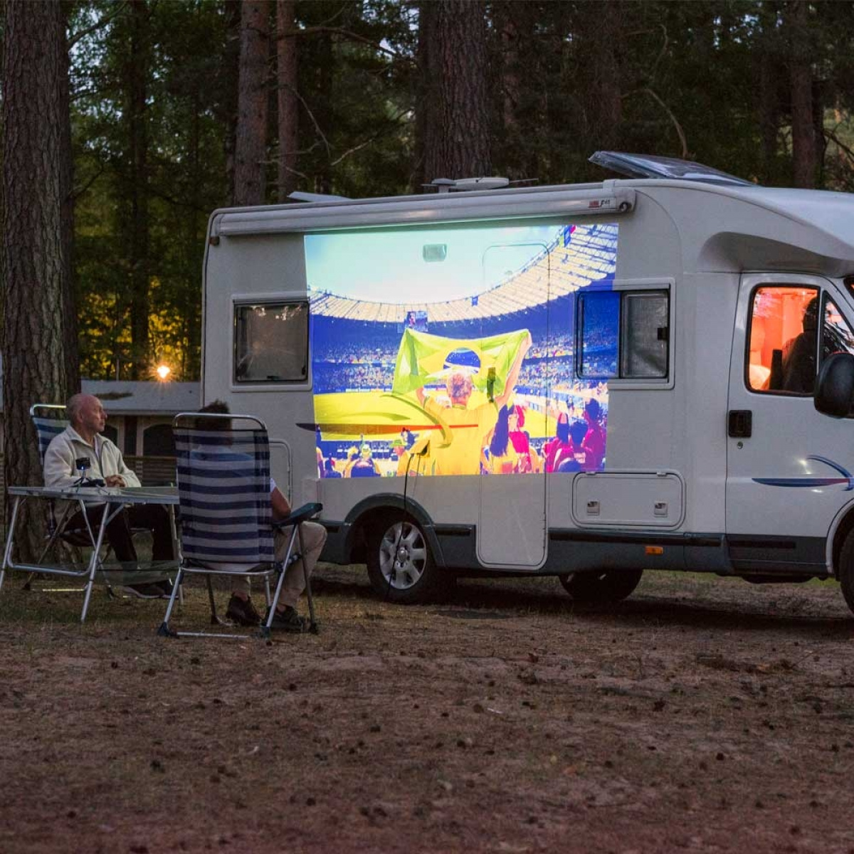 Projektor Piczo HDMI i gruppen Campingvogn og autocamper / El - Elektronik / TV, Billede & Lyd / Projektorer hos Campmarket (68174)