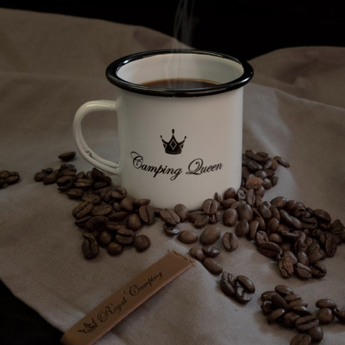 Camping Queen emaljeret krus 230 ml i gruppen Husholdning & Køkken / Glas / Krus og kaffekopper hos Campmarket (71686)