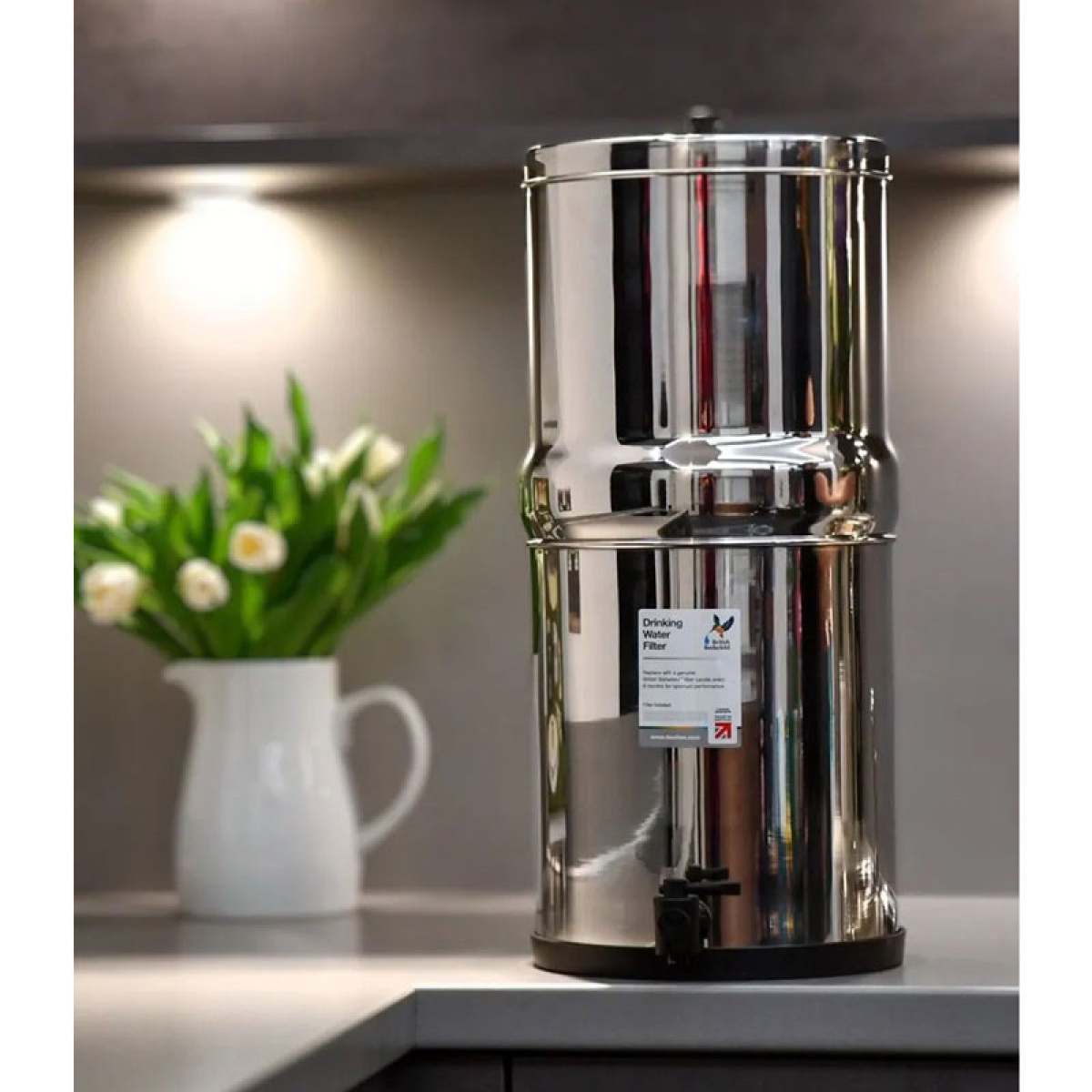 Sunwind Vandrenser Gravity 8,5l i gruppen Vand & Sanitet / Vand / Vandtank hos Campmarket (79421)