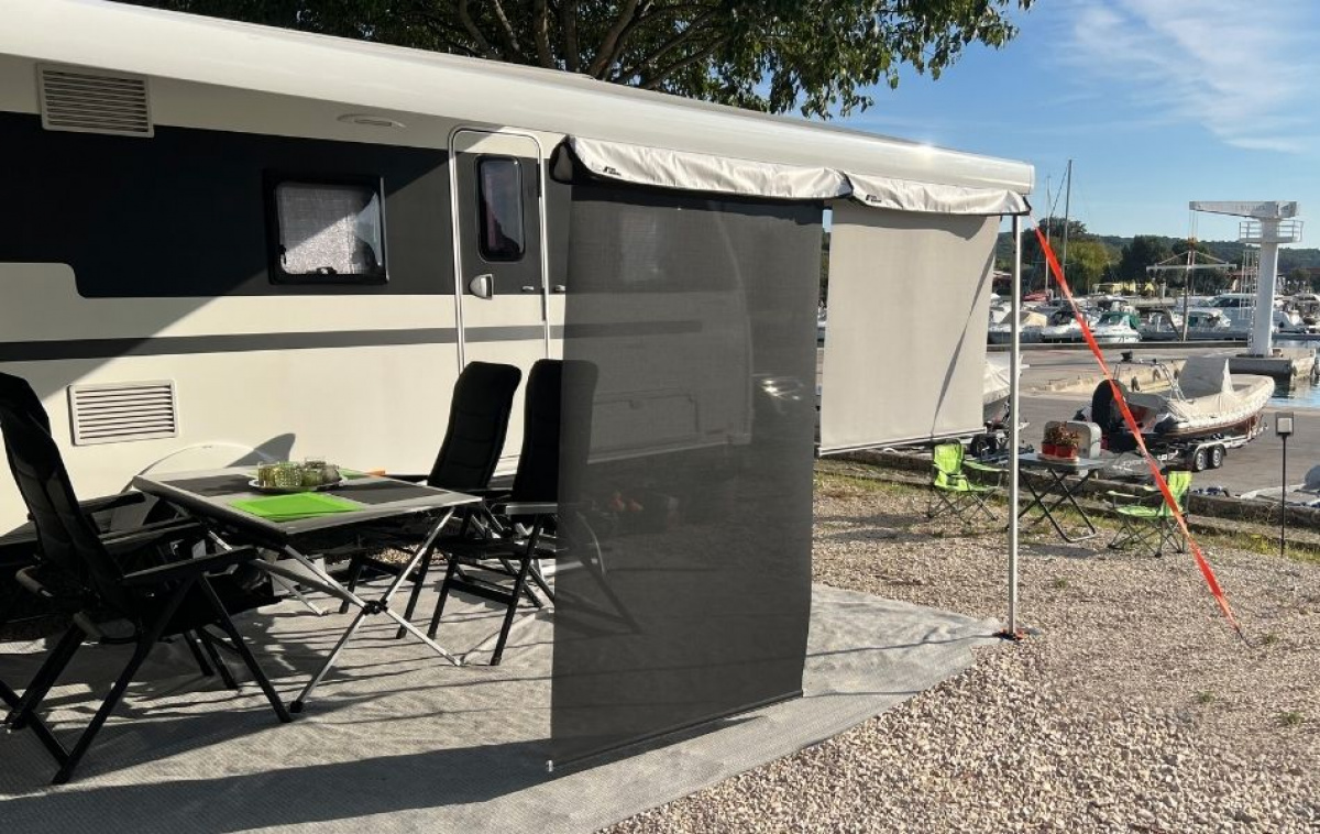 Peggy Peg Solbeskyttelse i gruppen Fortelt & Markiser / Markiser / Autocamper Markiser / Thule/Omnistor / Tilbehør hos Campmarket (81153)