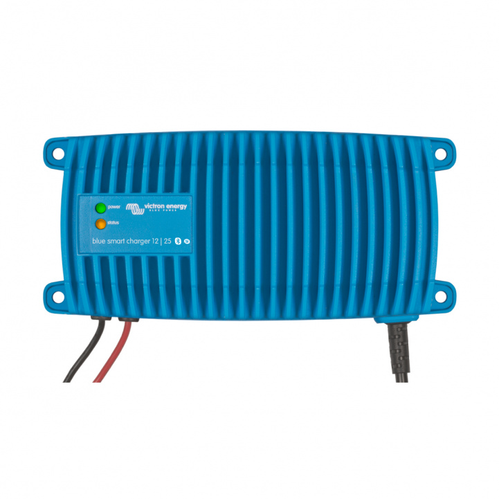 Victron Batterilader Blue Smart IP67 12/25(1)230V 7/7 i gruppen Campingvogn og autocamper / El - Elektronik / Batterier & Omformere / Batteriopladere hos Campmarket (81273)