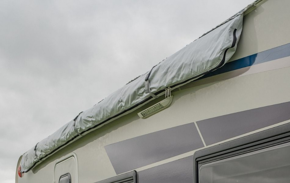 Telta Sky Link 330 i gruppen Fortelt & Markiser / Markiser / Campingvogns Markiser / Posemarkise hos Campmarket (82540)