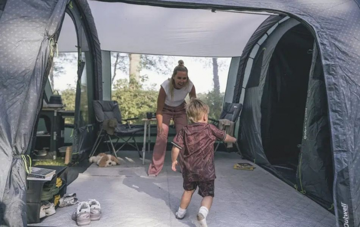 Outwell Sacramento 4 Air i gruppen Outdoor / Camping telt hos Campmarket (83078)