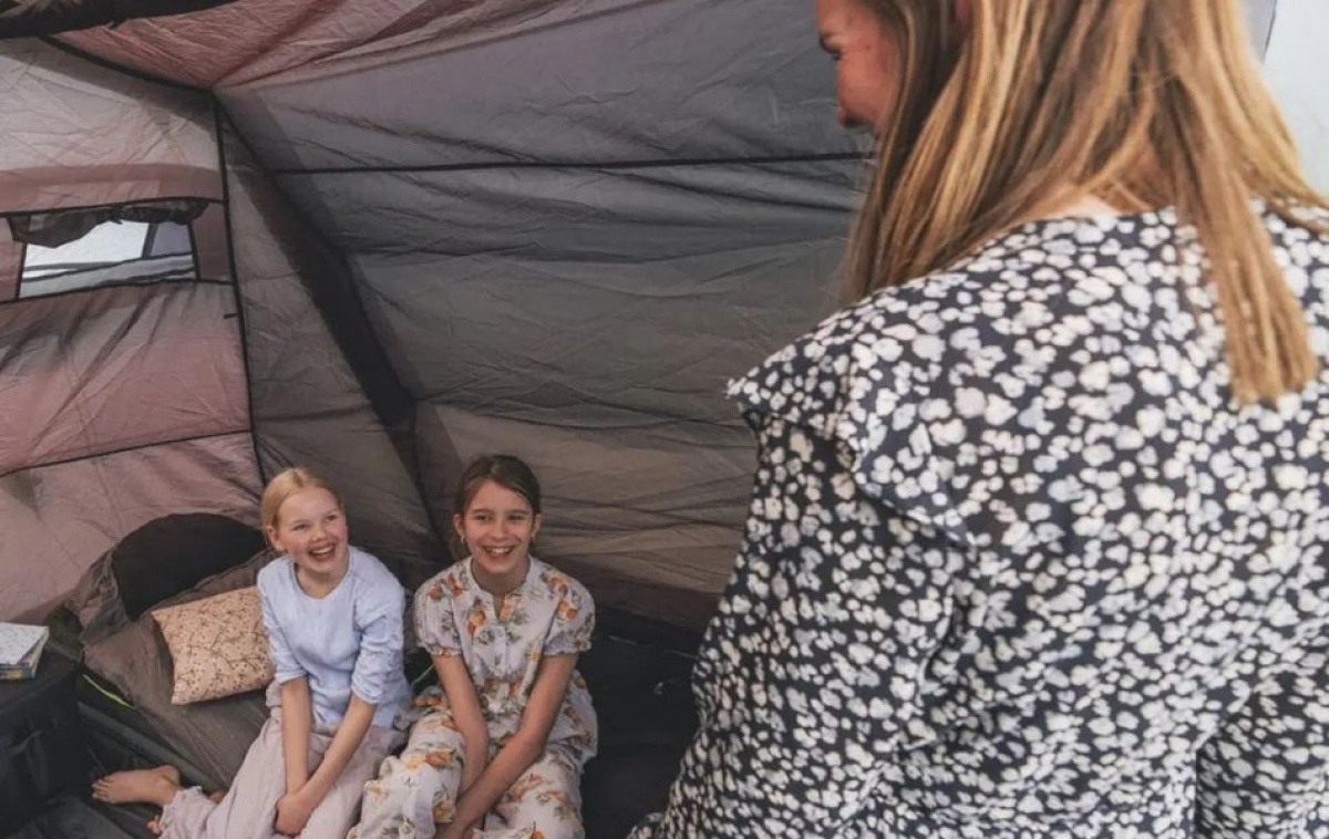 Outwell Colorado 5 Air i gruppen Outdoor / Camping telt hos Campmarket (83087)