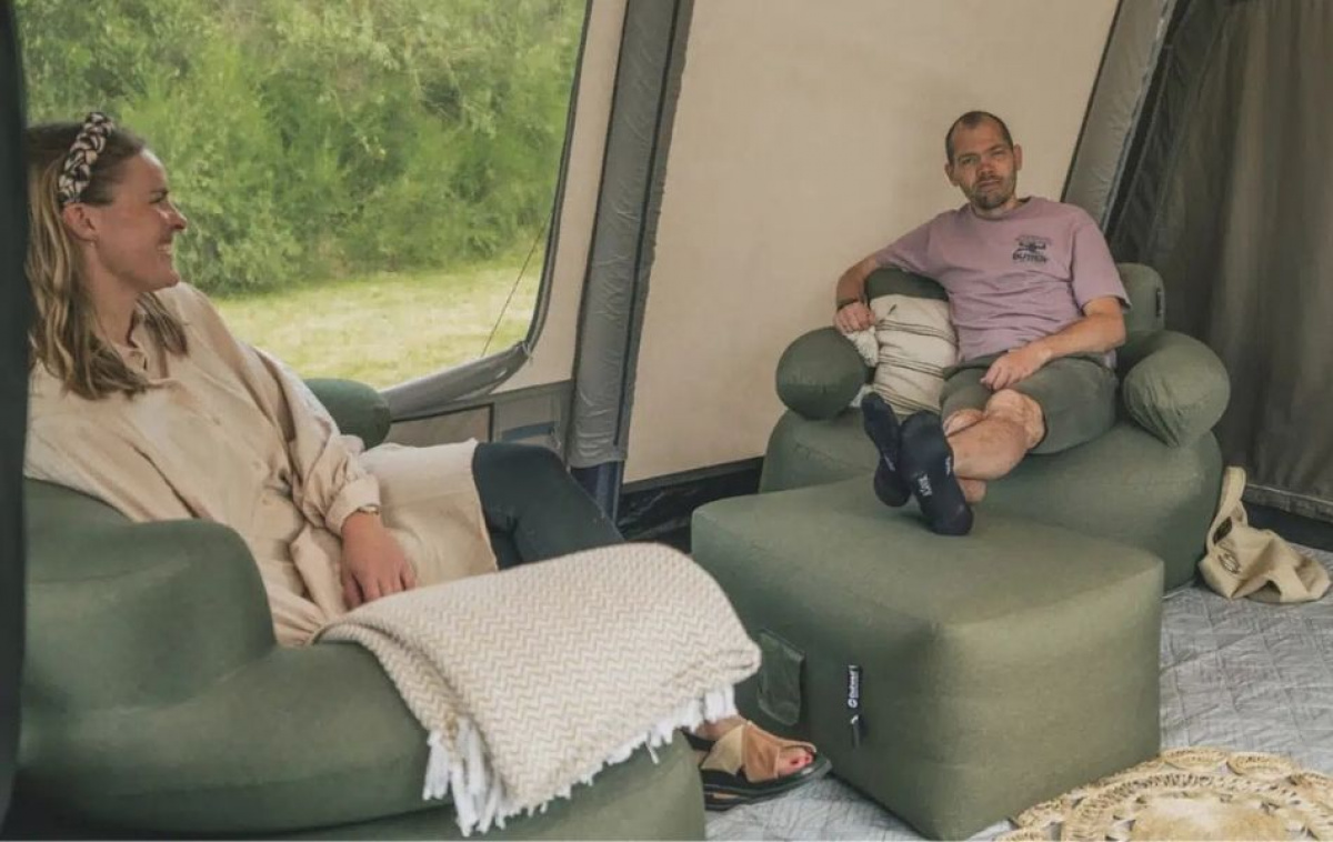 Outwell Oppustelig Sofa Laze i gruppen Camping møbler / Møbler / Oppustelige møbler hos Campmarket (83143)