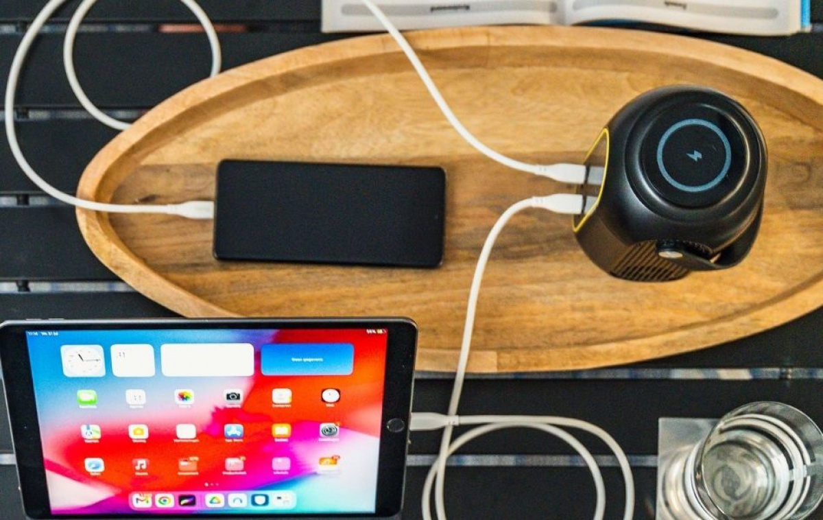 Aqiila Powerbird Mini Powerstation S140 i gruppen Campingvogn og autocamper / El - Elektronik / El tavler og Elværk / Elværk hos Campmarket (83990)