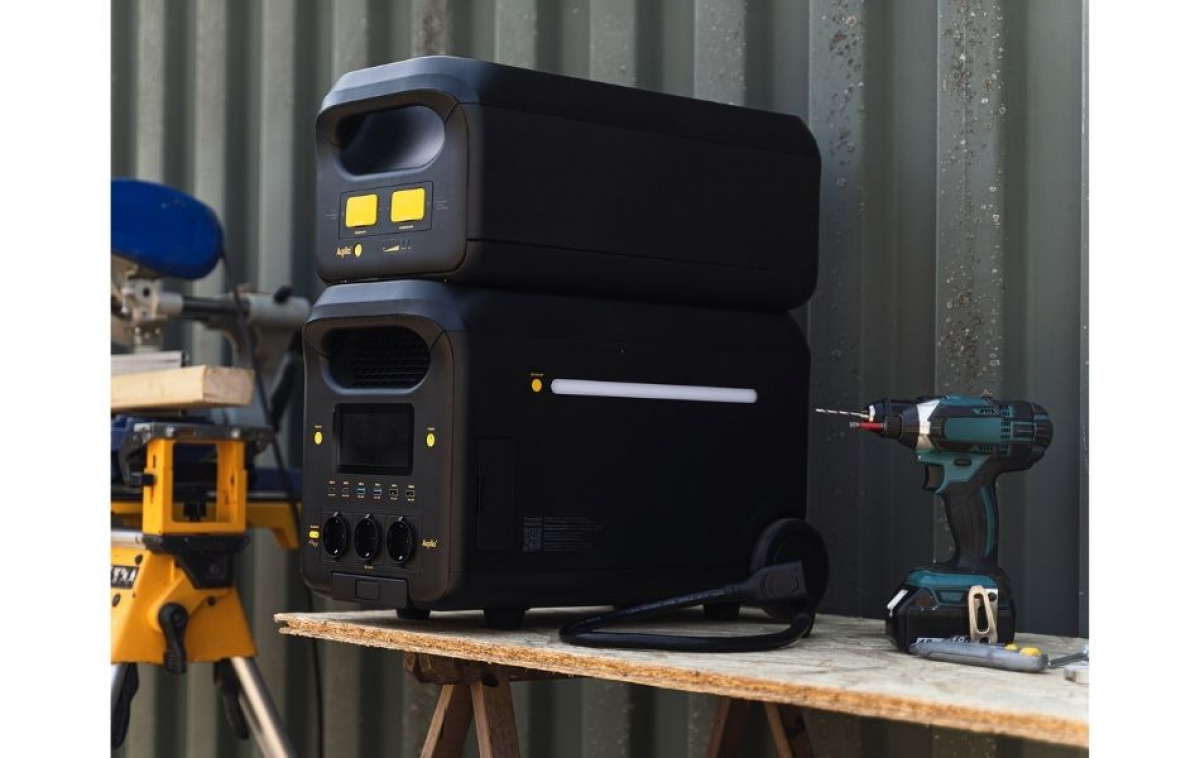 Aqiila Powerbird Powerstation S3000V2 i gruppen Campingvogn og autocamper / El - Elektronik / El tavler og Elværk / Elværk hos Campmarket (83996)