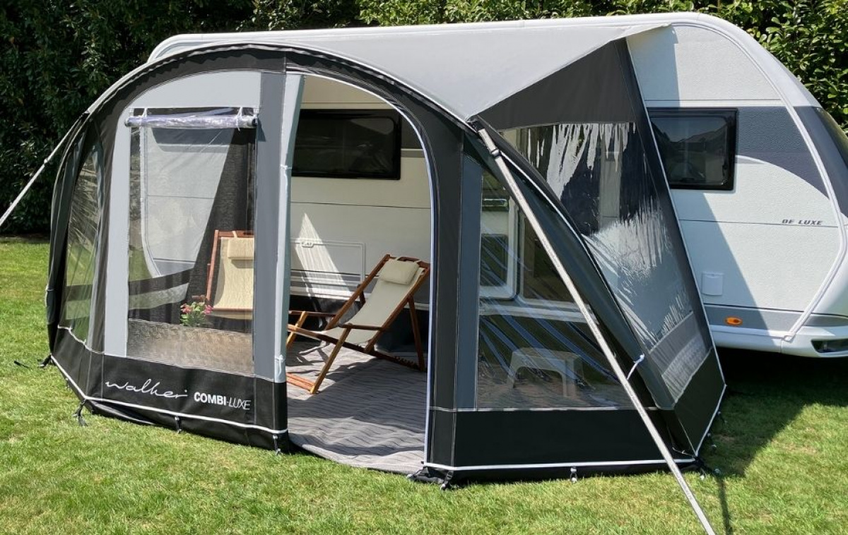 Walker Combi-Luxe 430 i gruppen Fortelt & Markiser / Fortelt Campingvogn / Rejsetelt hos Campmarket (84272)
